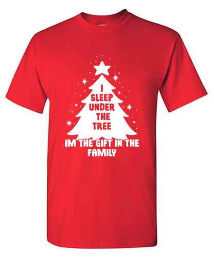 Funny T-Shirts design "I'm the Gift in the Family T Shirt"